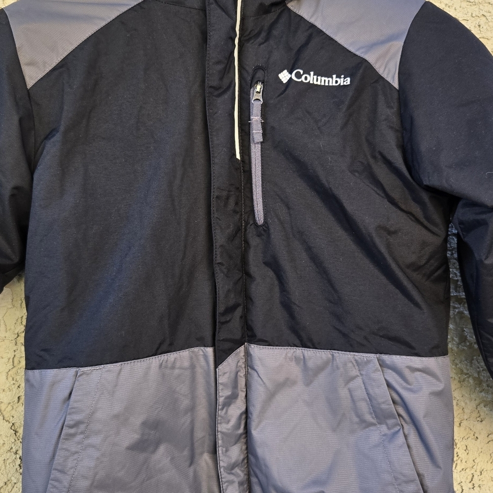 Columbia Winter Jacket - Picture 2 of 6